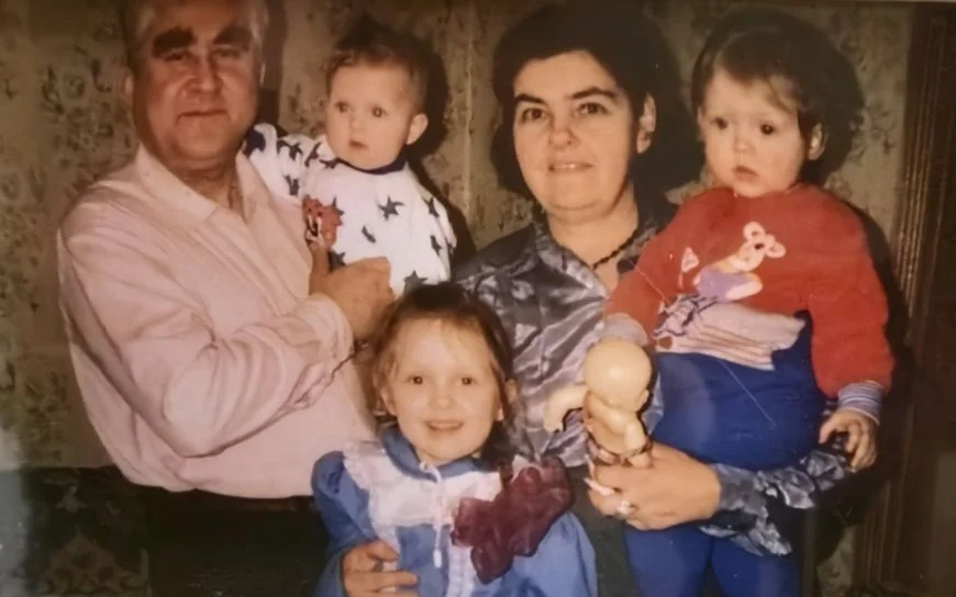 В Бресте супруги отметили бриллиантовую свадьбу: родные устроили им сюрприз с ЗАГСом
