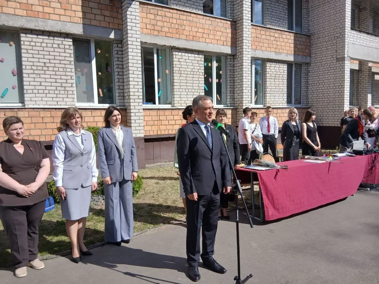В Бресте прозвенел последний звонок
