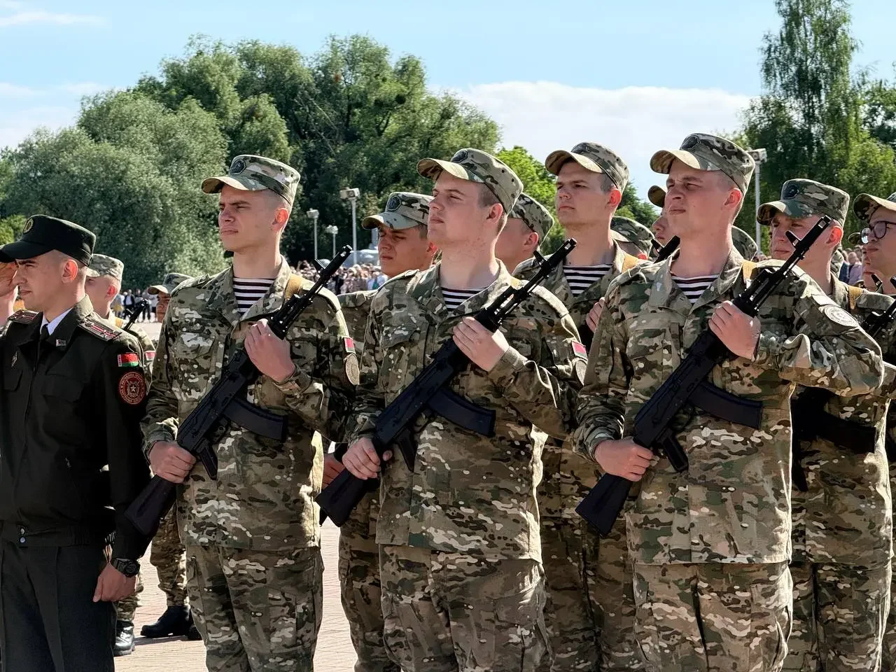 Более тысячи новобранцев приняли присягу в Брестской крепости — как это было