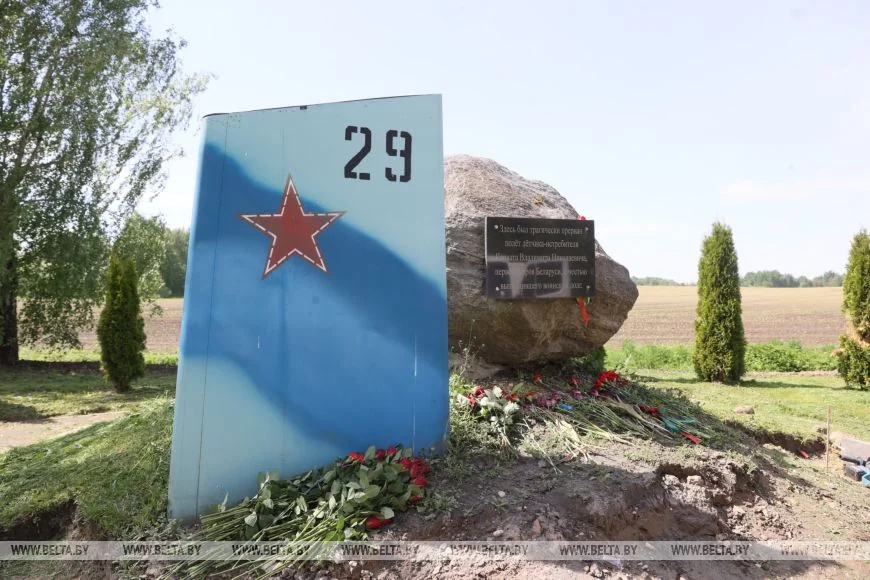 Первый Герой Беларуси погиб в километре от деревни — её жители рассказали, что видели той ночью