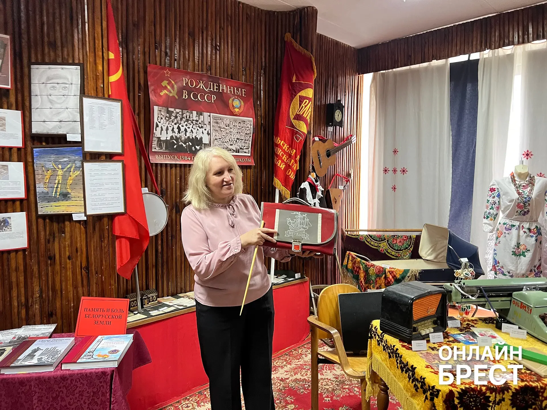 В Брестской области есть школа, куда каждый день съезжаются дети из многих деревень — вот как она живёт