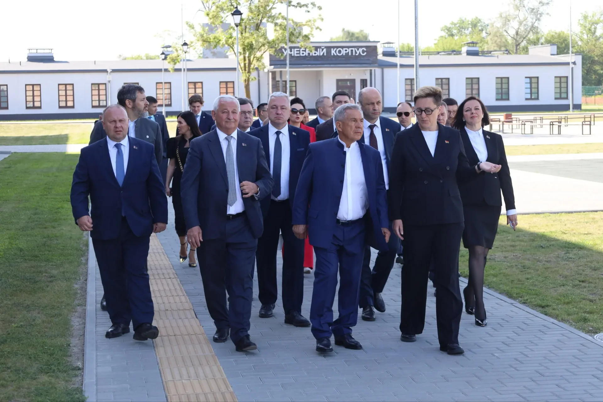 Глава Татарстана посетил Брестскую крепость и задал себе один вопрос