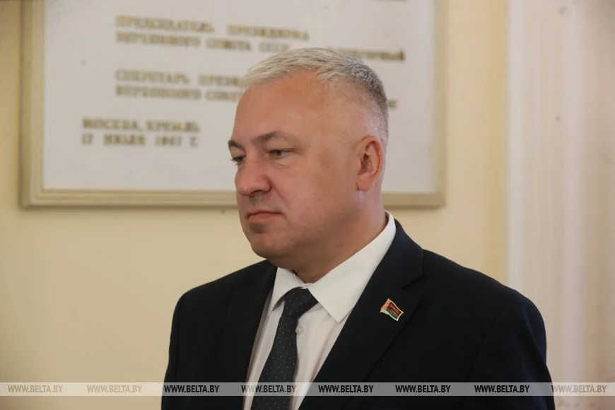 У знаменитого зубра на трассе М1 появится кафе — вот чем там будут кормить