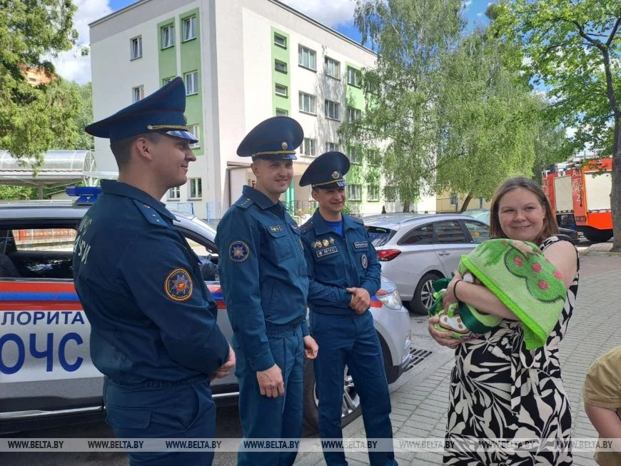 Мальчик, рождённый в машине в Бресте, получил имя двух своих спасателей