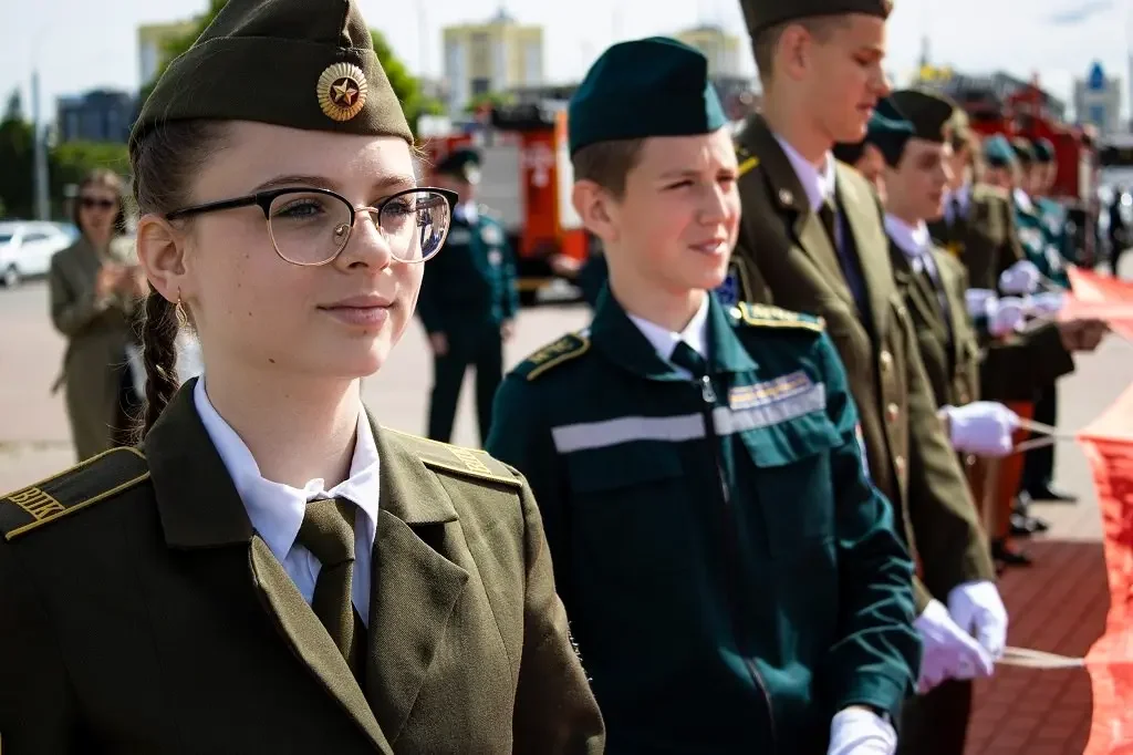 От площади Ленина до Брестской крепости: спасатели отмечают свой юбилей