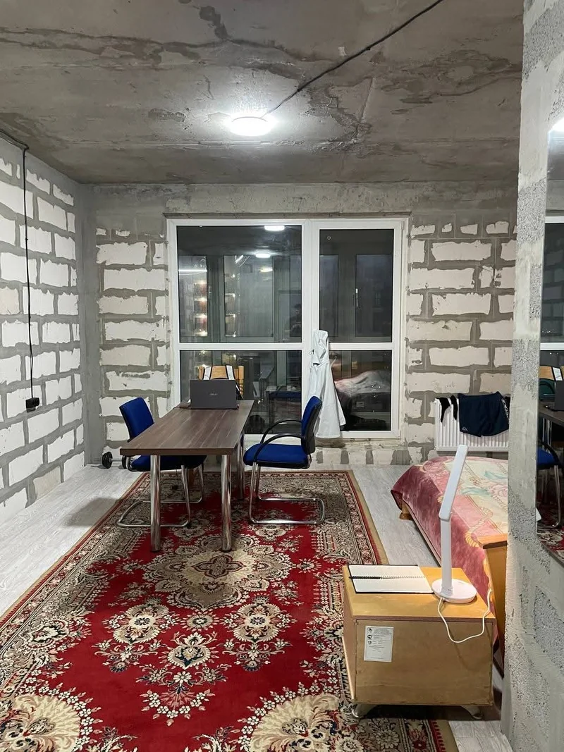 Арендодатель из Беларуси случайно стал телезвездой — и теперь думает поднять цену