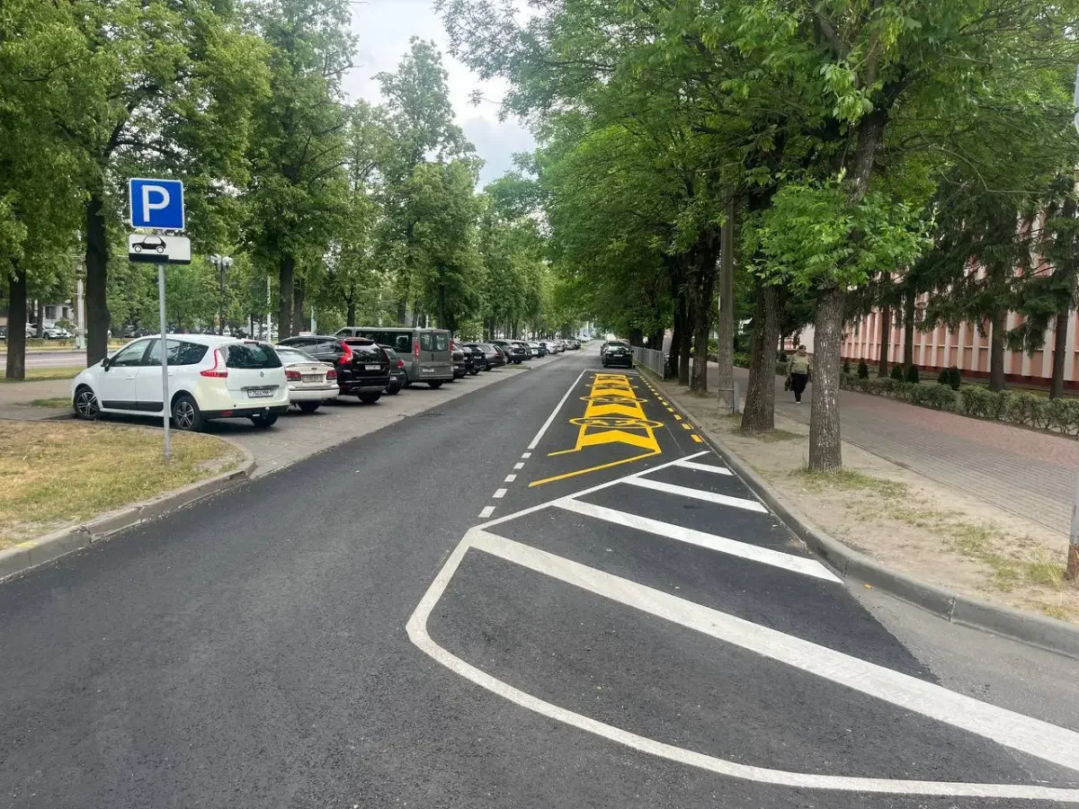 В Бресте обустраивают новые площадки у школ — что нужно знать об этом