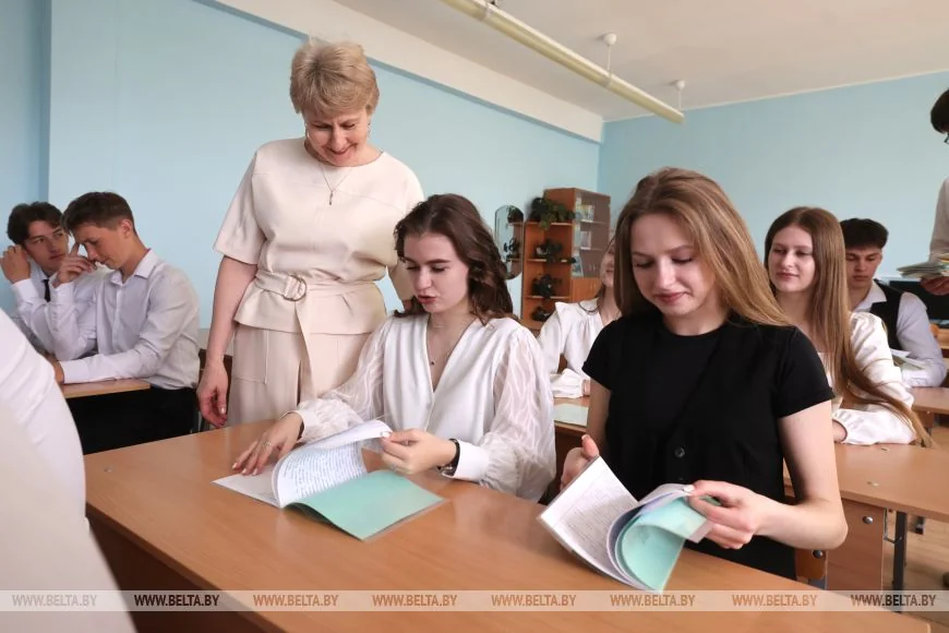 Учительница из Лиды подготовила 16 стобалльников за год — вот как ей это удалось