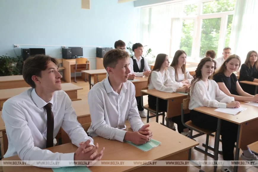 Учительница из Лиды подготовила 16 стобалльников за год — вот как ей это удалось