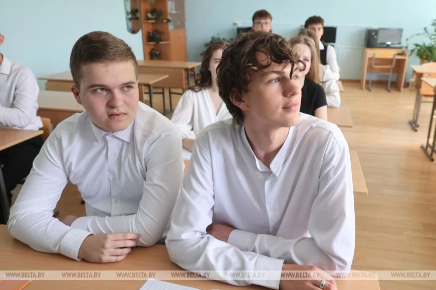 Учительница из Лиды подготовила 16 стобалльников за год — вот как ей это удалось