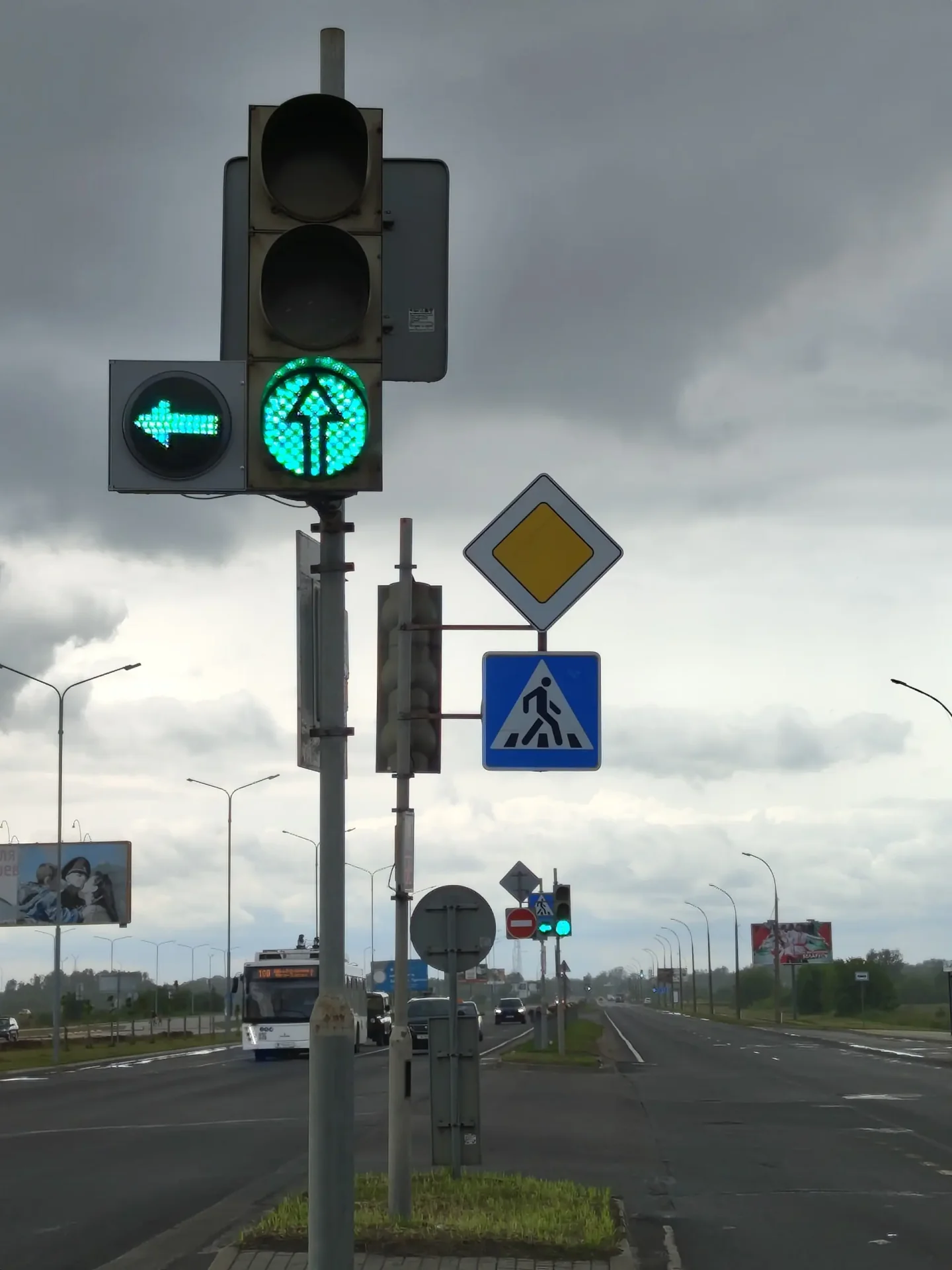 На Варшавском шоссе в Бресте добавили левоповоротную стрелку светофора