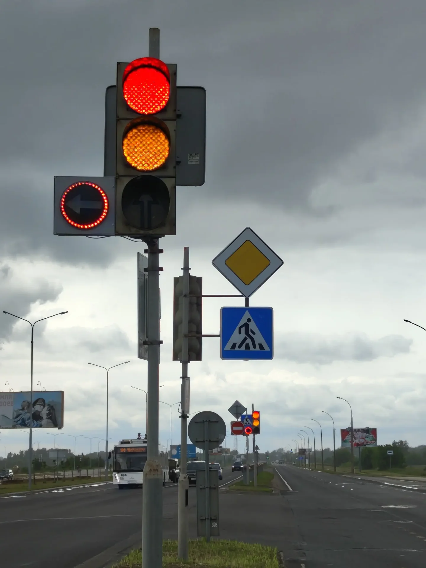 На Варшавском шоссе в Бресте добавили левоповоротную стрелку светофора