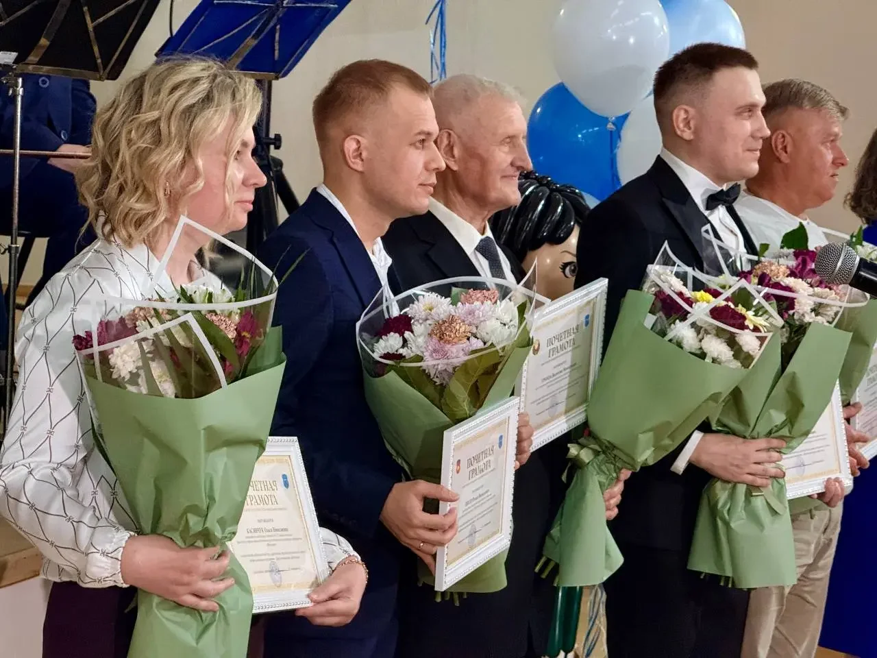 Руководители Бреста пришли в ЦГБ поздравить врачей
