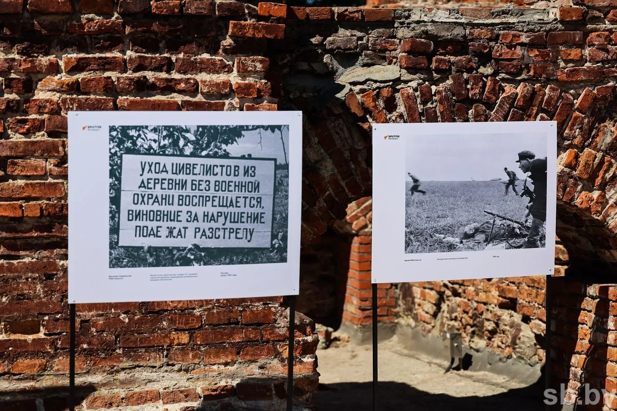 В руинах Белого дворца Брестской крепости открылась фотовыставка
