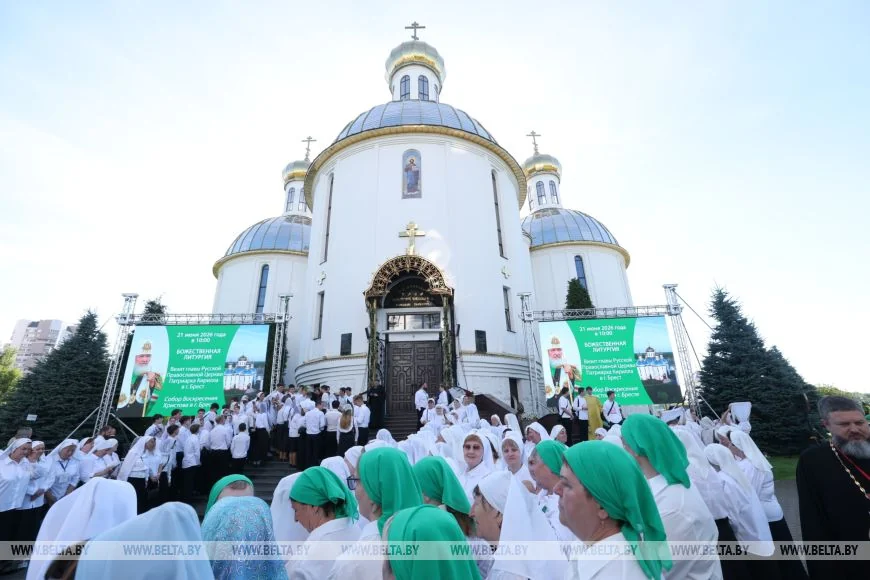 Патриарх Кирилл возглавил Божественную литургию в Свято-Воскресенском соборе Бреста