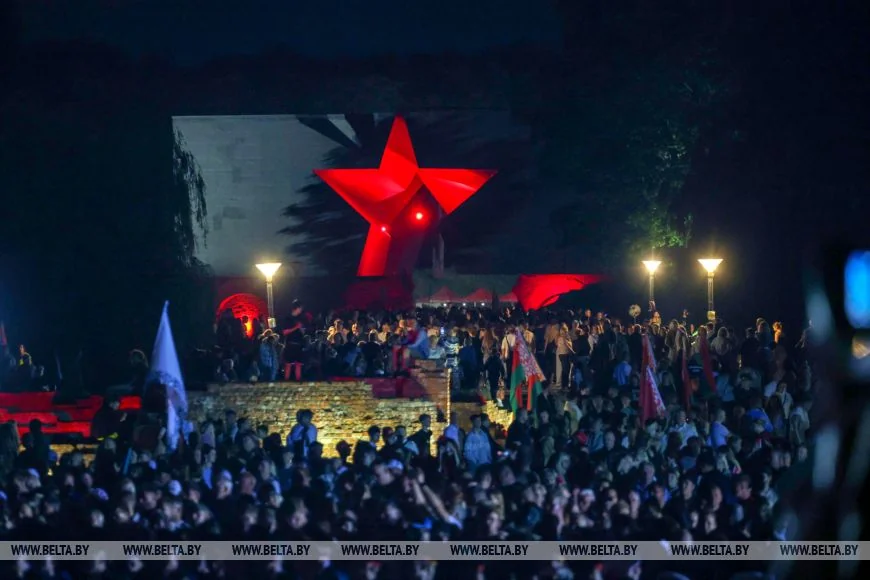 Митинг-реквием в память о жертвах Великой Отечественной войны прошел в Брестской крепости