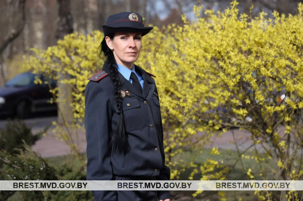 Брестчанка рассказала, как поездка «за компанию» стоила ее ребенку нескольких лет свободы