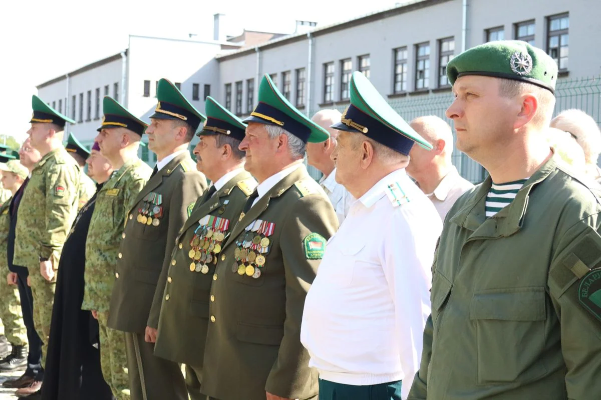 В Брестской крепости открылся Сквер Славы героев-пограничников — что там появилось