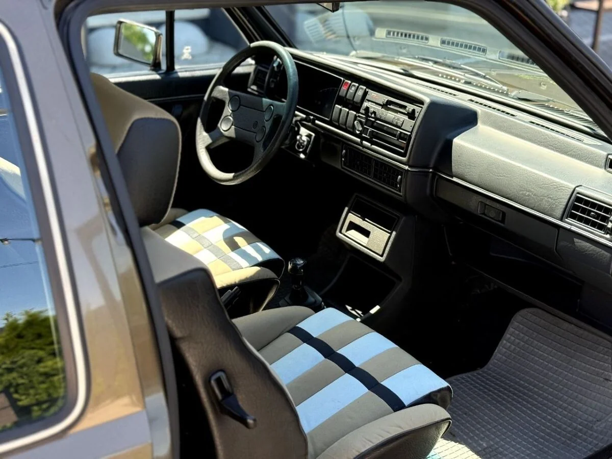 Пинчанин купил редкий VW Golf II — за эту машину продавцу начали звонить без остановки