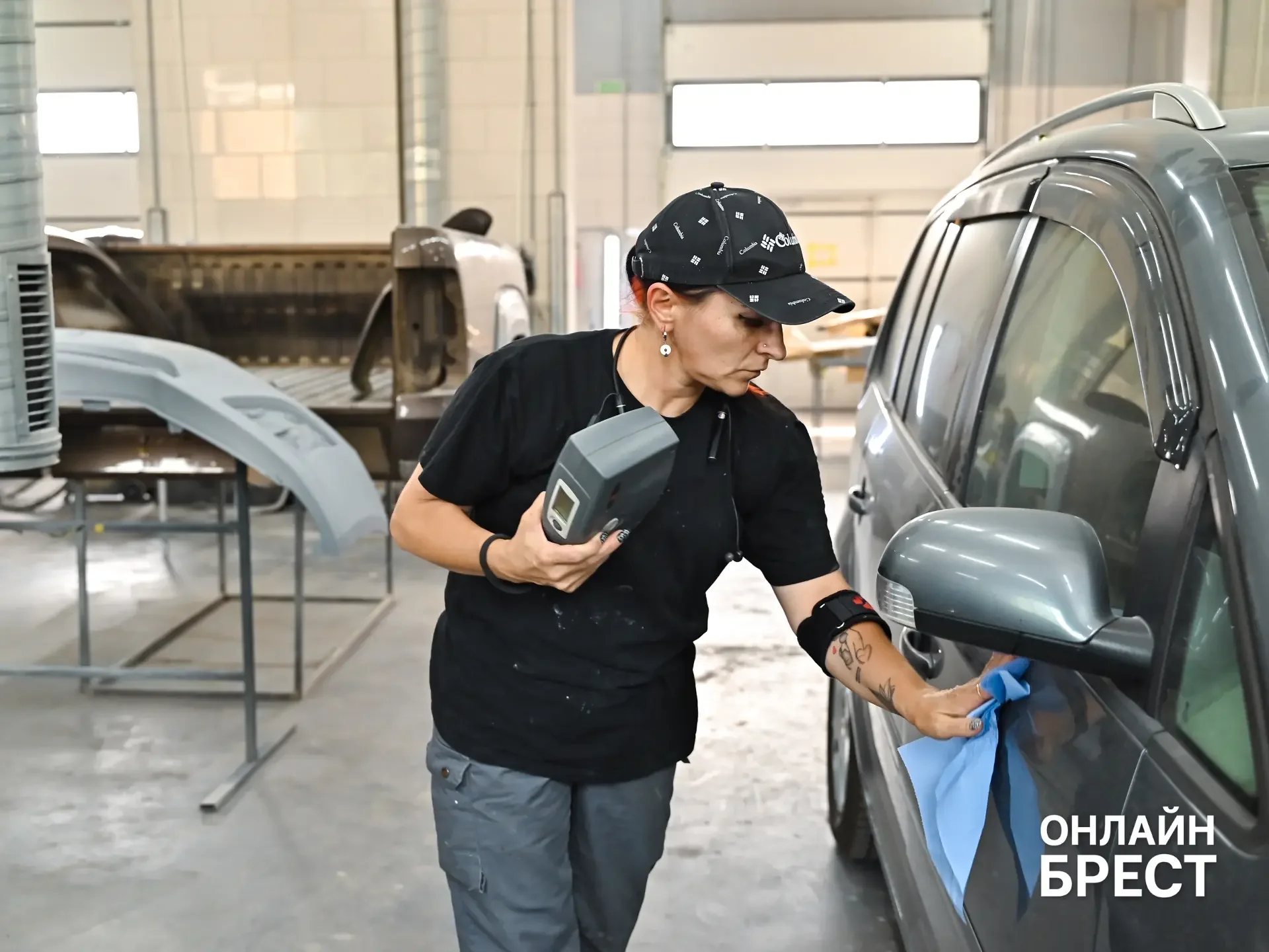 Как в Бресте возвращают автомобилям заводской вид после ДТП