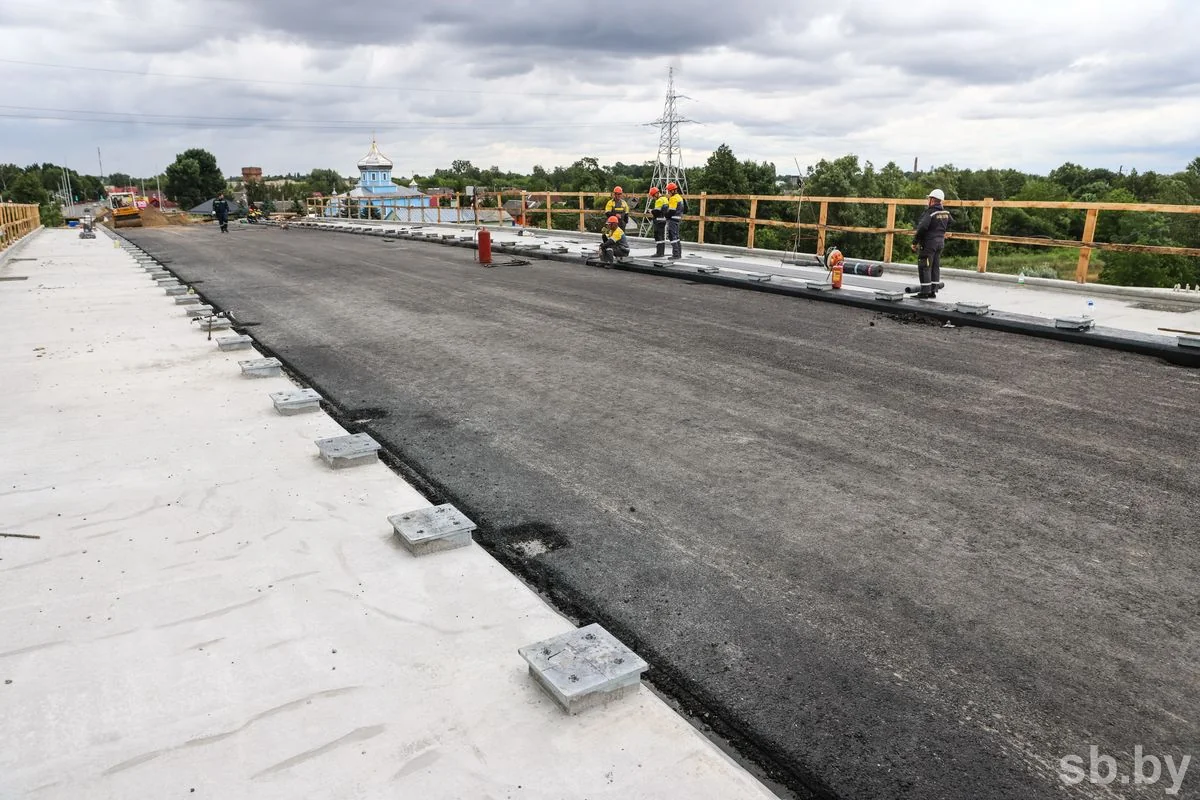 Когда кобринчане смогут пользоваться новым мостом