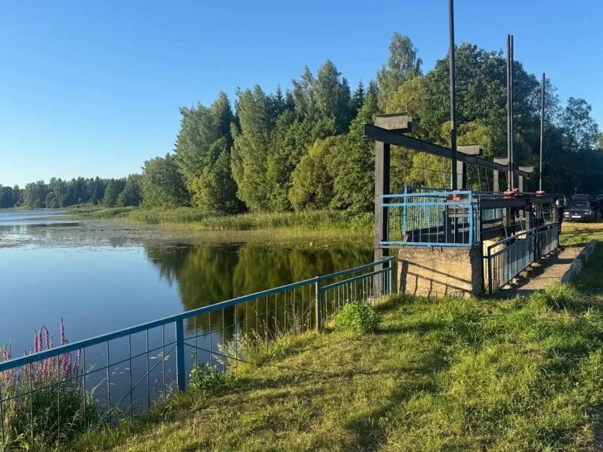 Водолазы нашли тело ребенка в четырех метрах от берега — подробности трагедии