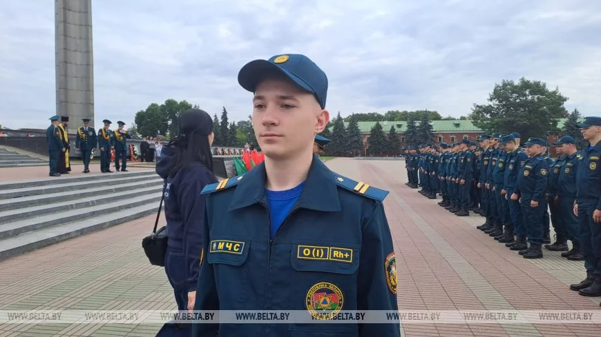 В Брестской крепости присягу приняли 49 новобранцев МЧС — что они сказали