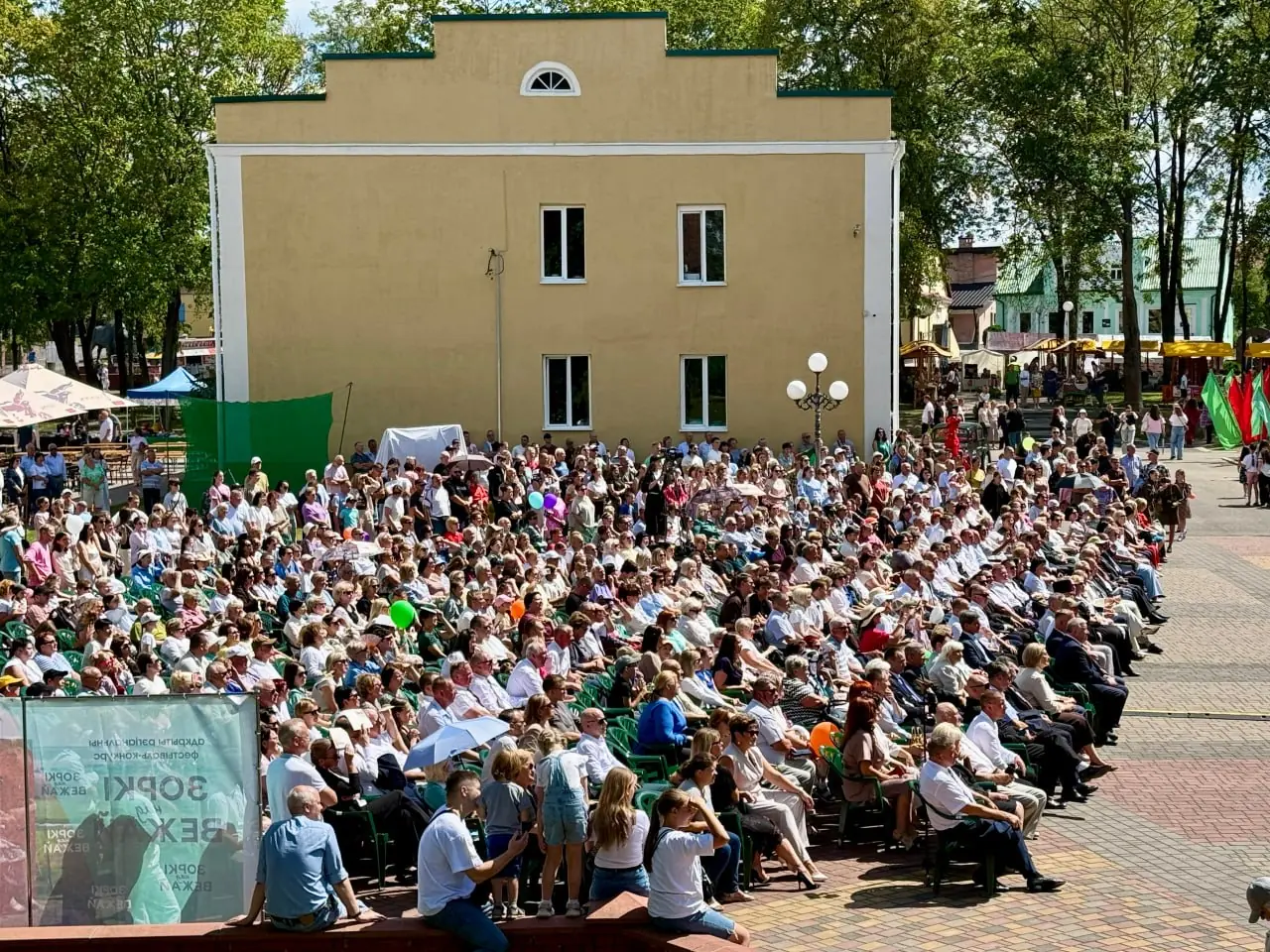 У Каменецкой башни празднуют 750-летие города