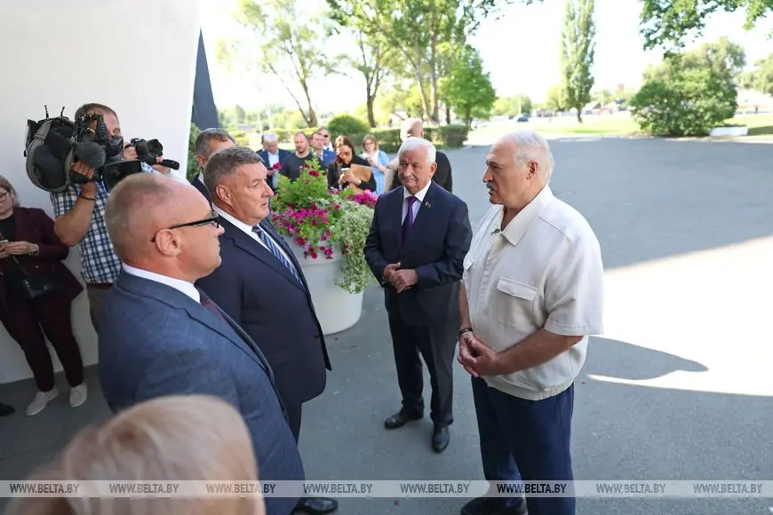 В целом неплохо, но восхищения нет. Лукашенко о состоянии дел в Брестской области и задачах для региона