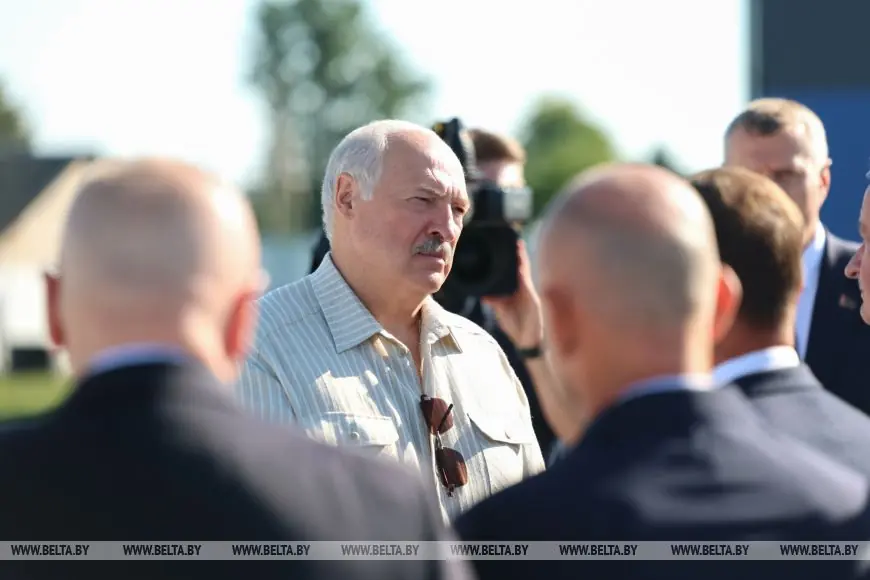 Лукашенко посещает Березовский район