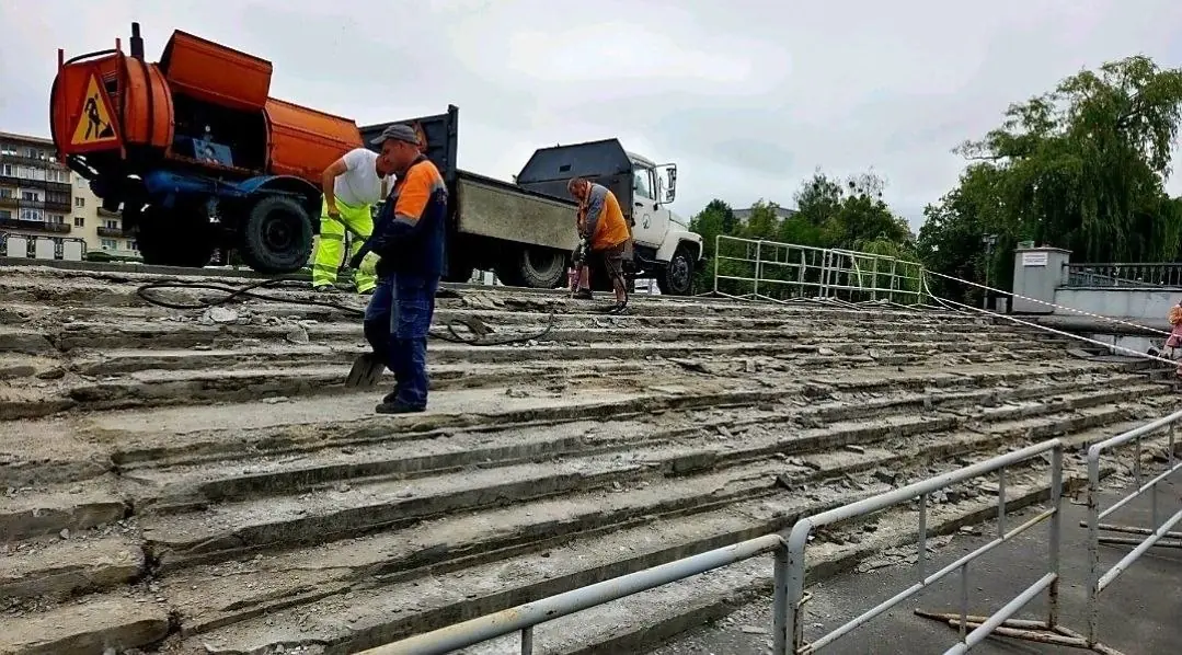 На Набережной Бреста завершили ремонт спуска к воде