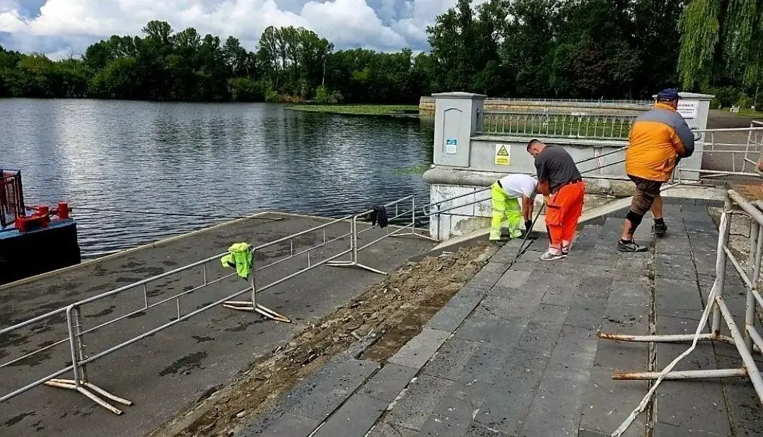 На Набережной Бреста завершили ремонт спуска к воде