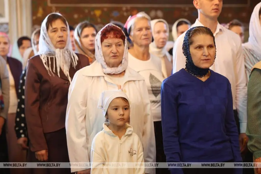 Верующие Бреста встречают Яблочный Спас — фоторепортаж