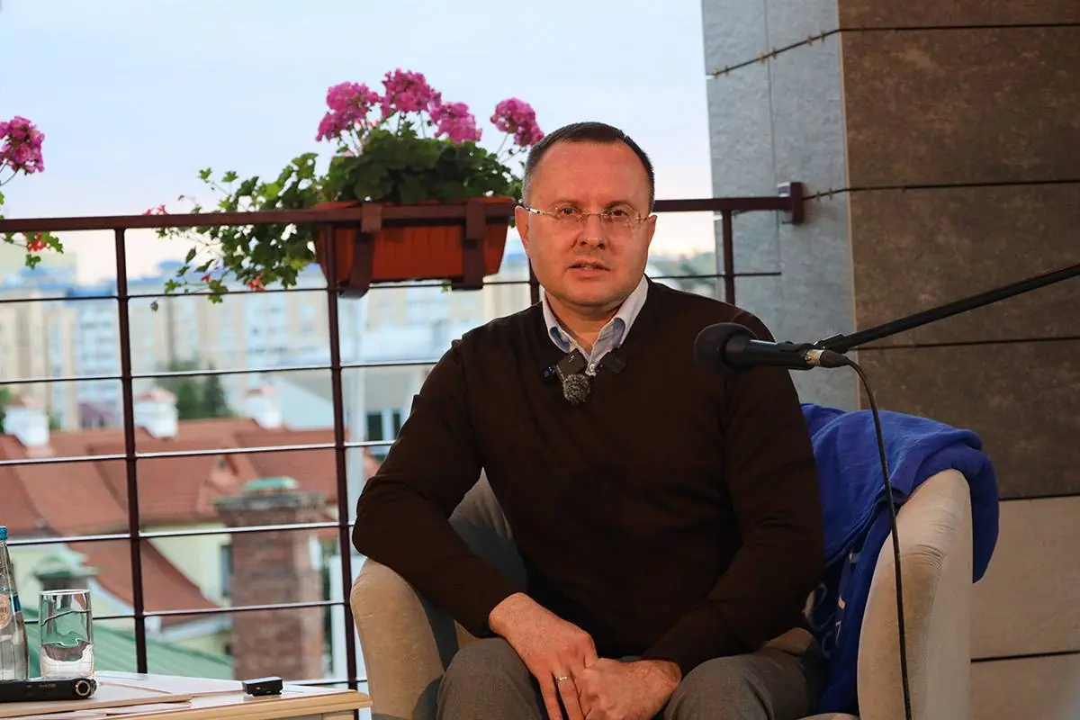 Сергей Лободинский назвал главные задачи школ Бреста на новый учебный год