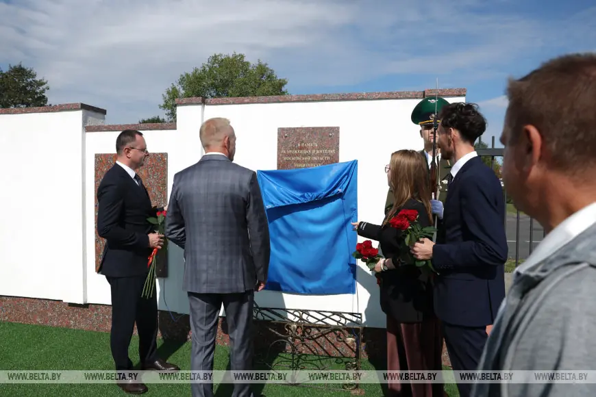 На Гарнизонном кладбище Бреста открыли памятную доску защитникам крепости