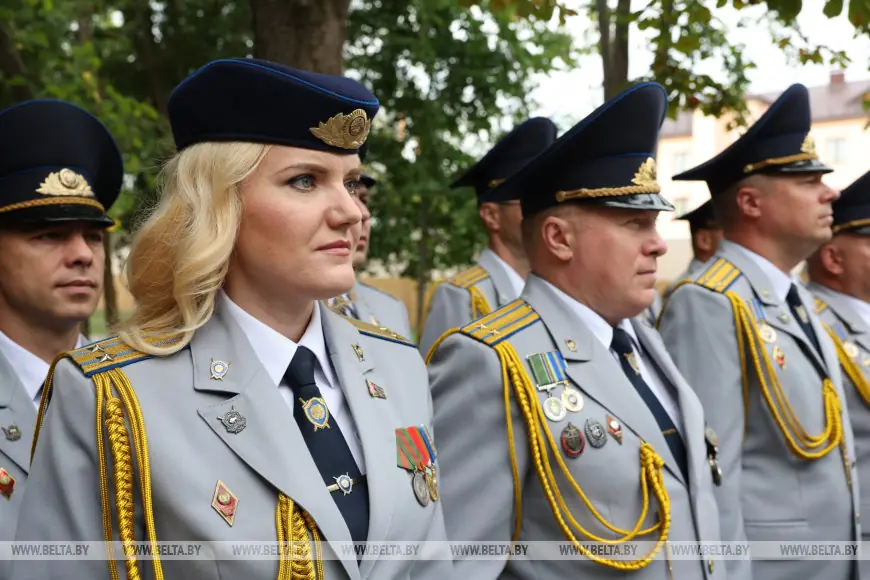 В Бресте открыли памятный знак к 15-летию Следственного комитета