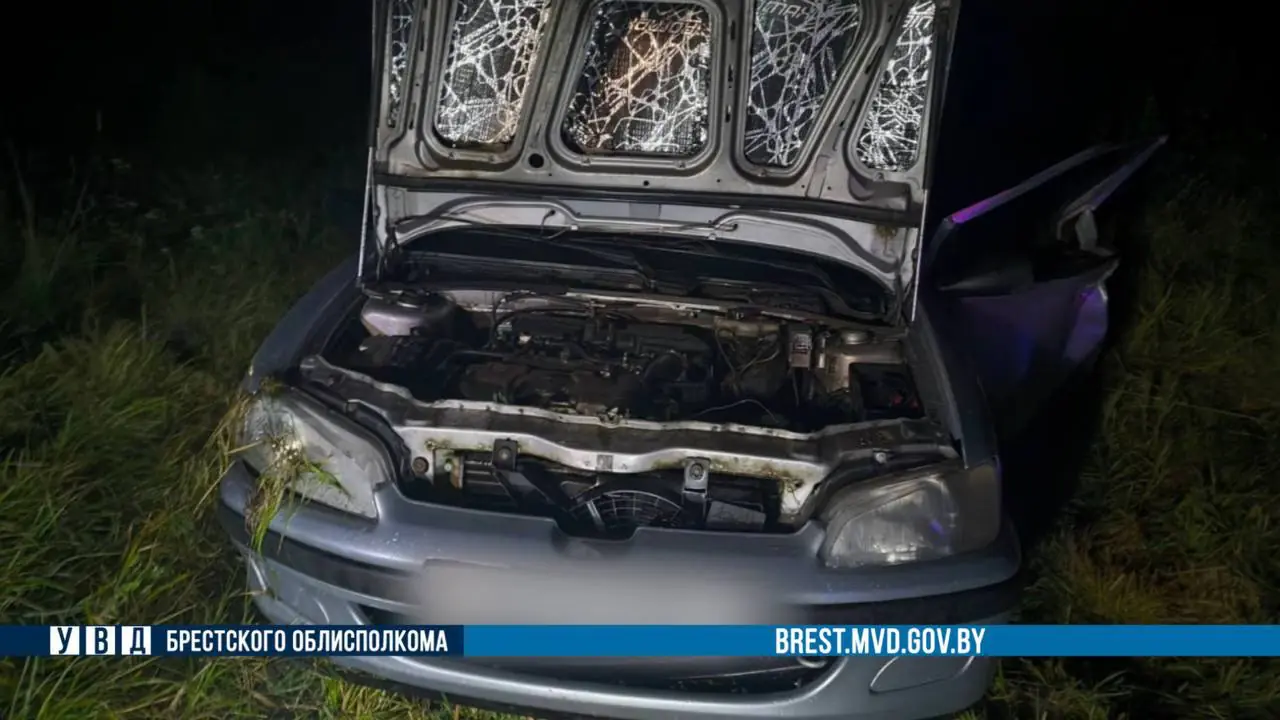 Водитель Mercedes с 0,6 промилле столкнулся с Peugeot в Кобринском районе