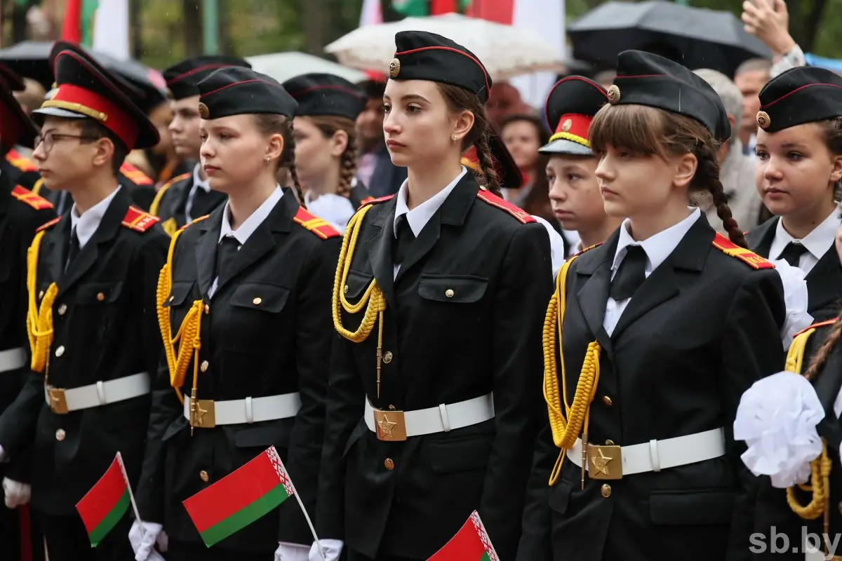 В Бресте прошел торжественный митинг в честь Дня народного единства