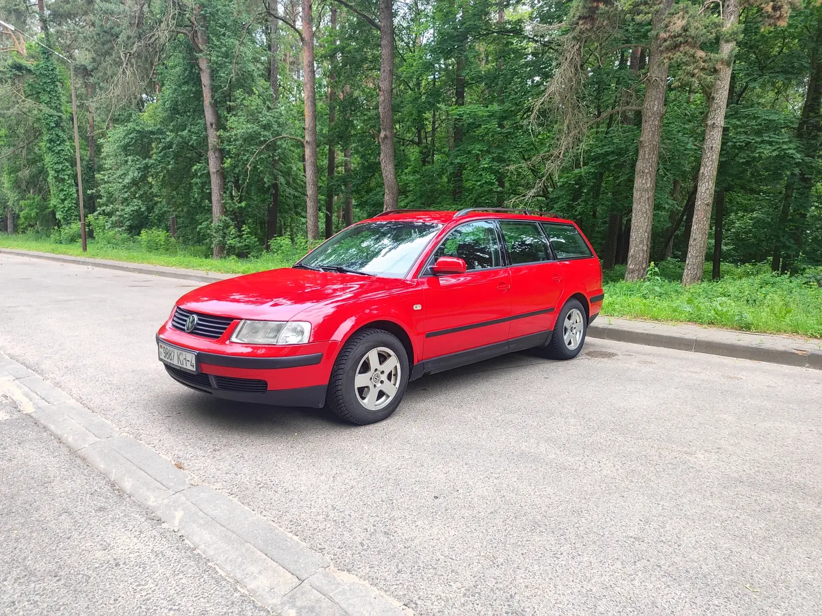 Почти 30 лет и полмиллиона километров: сколько стоит этот Volkswagen Passat