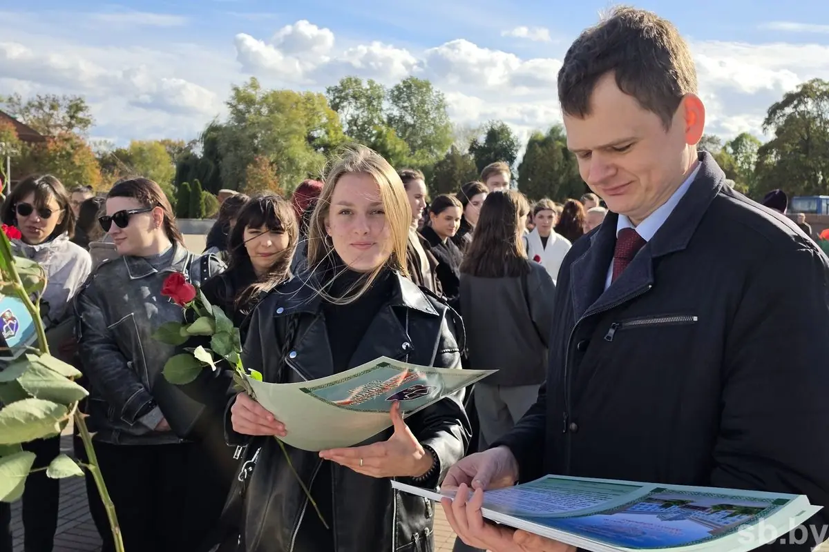 Посвящение молодых медиков в профессию прошло в Брестской крепости