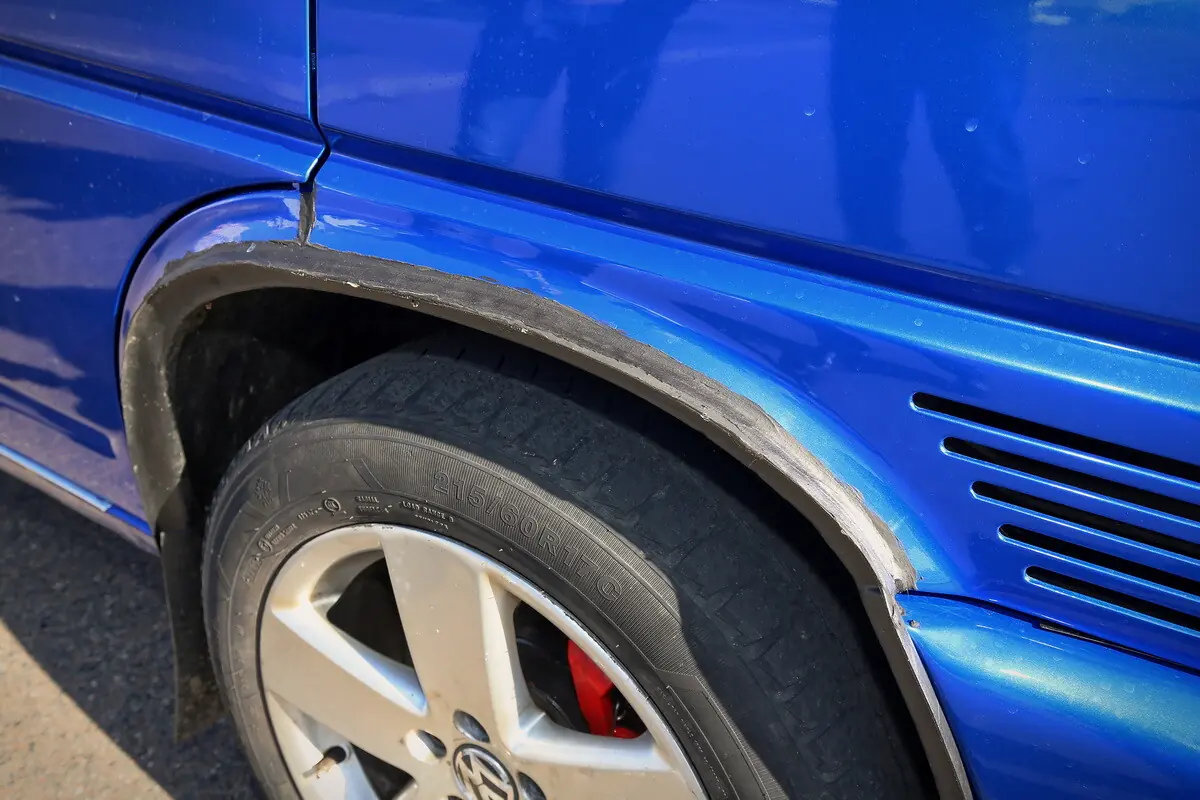 Белорус купил старый VW Multivan и перебрал в нем почти все. Во сколько обошелся ремонт