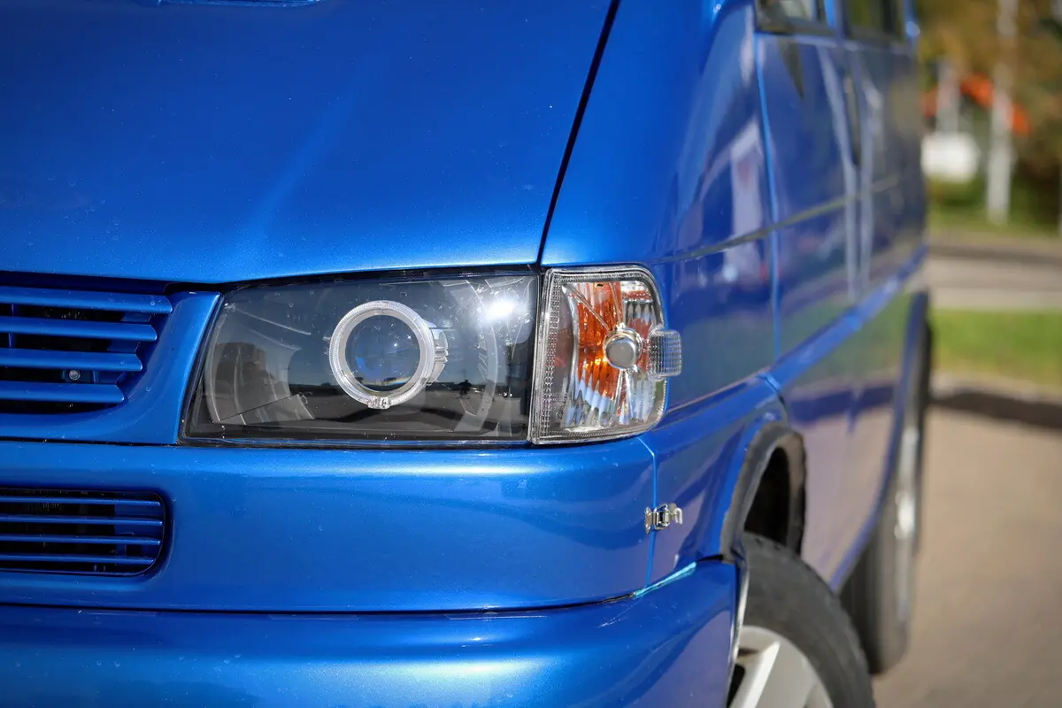 Белорус купил старый VW Multivan и перебрал в нем почти все. Во сколько обошелся ремонт