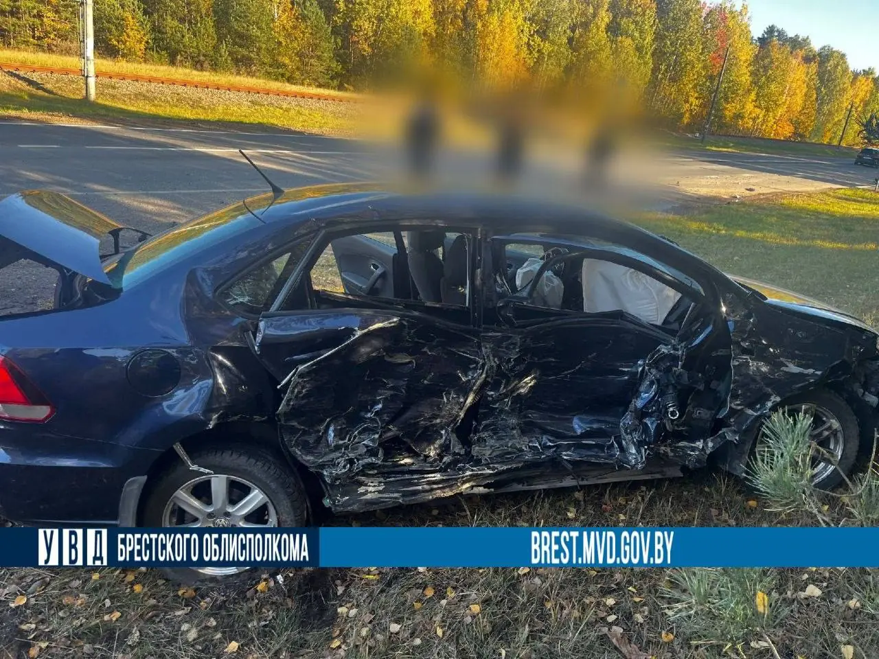 В Березовском районе столкнулись Volkswagen и Audi — погибла женщина