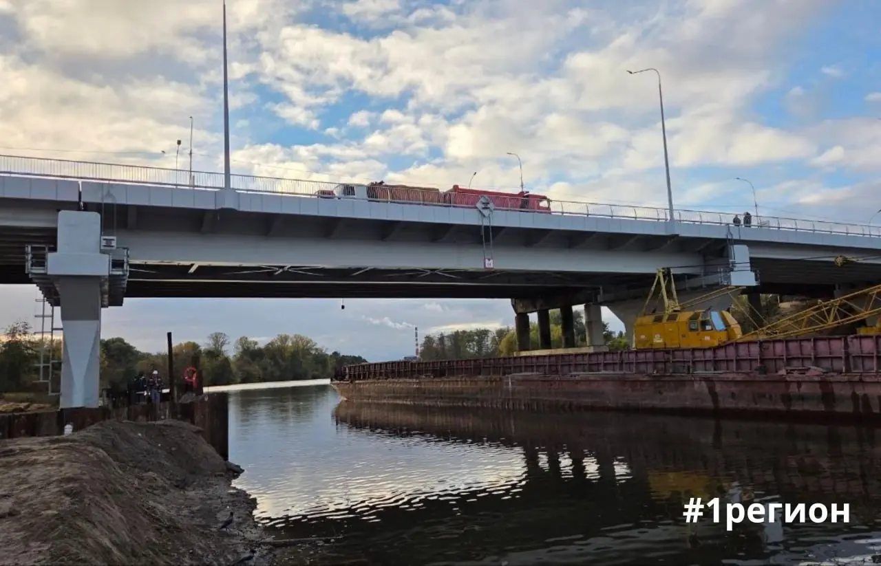 На новую ветку моста в Бресте заехали гружёные МАЗы — что показала проверка