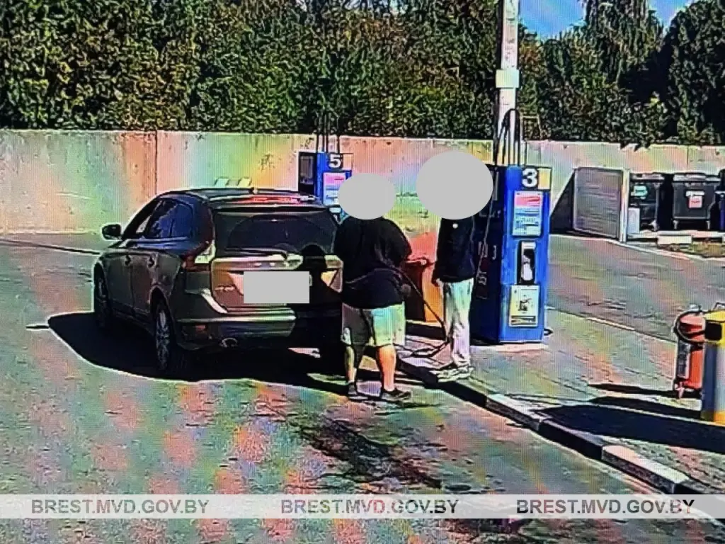 Водитель предприятия в Барановичах попался на сливе топлива