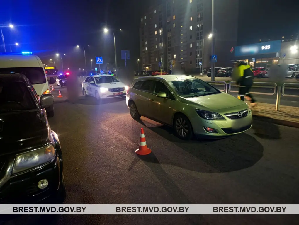 В Барановичах автомобиль сбил ребёнка на велосипеде — что известно о ДТП