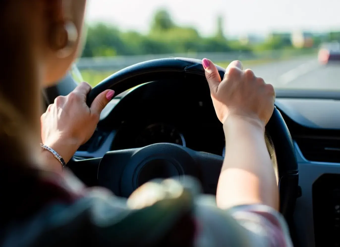 Женщина взяла кредит на покупку автомобиля, в итоге попала под суд дважды