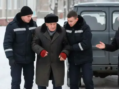 Неравнодушие прохожего и вовремя подоспевшая помощь не дали замёрзнуть пенсионеру на Брестчине