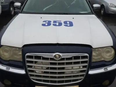 Милицейский Chrysler 300C купили — вот за сколько