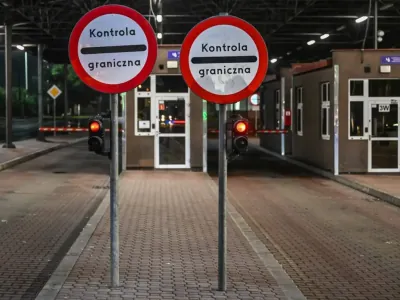 Почему нельзя класть деньги в паспорт при пересечении границы